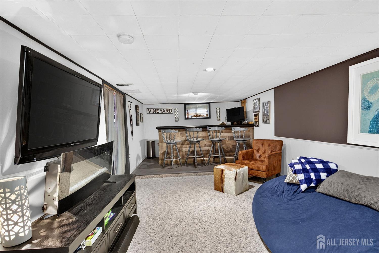 20 Karwatt Court Sayreville NJ 08872