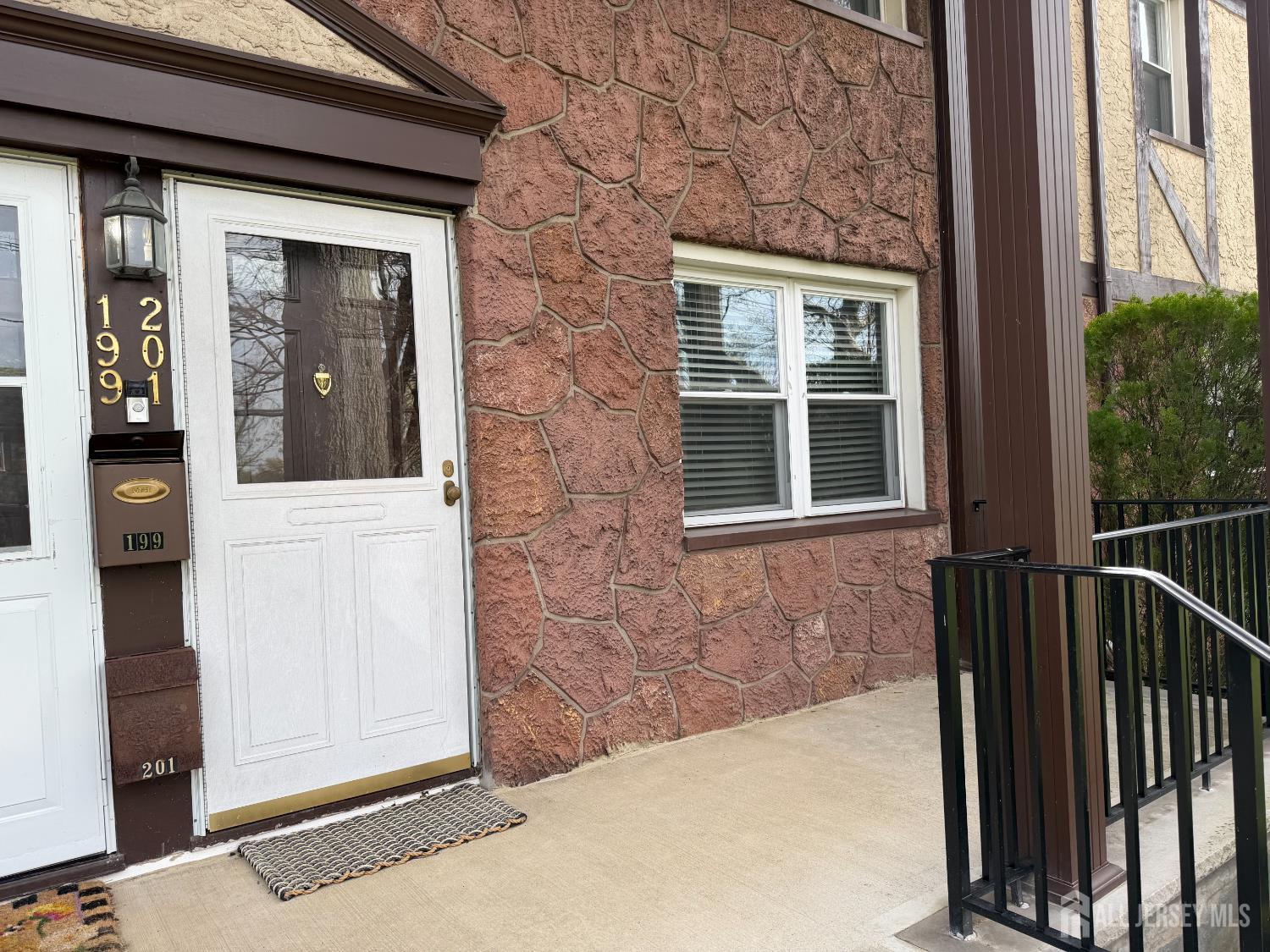 201 High Street Metuchen NJ 08840