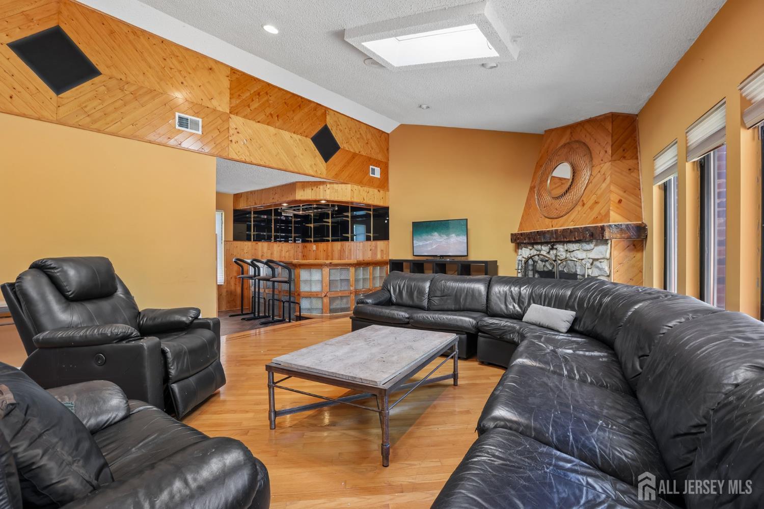 97 Amherst Avenue Colonia NJ 07067