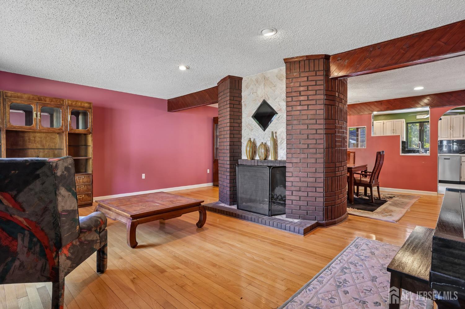 97 Amherst Avenue Colonia NJ 07067