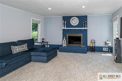 91 Hidden Lake Drive North Brunswick NJ 08902