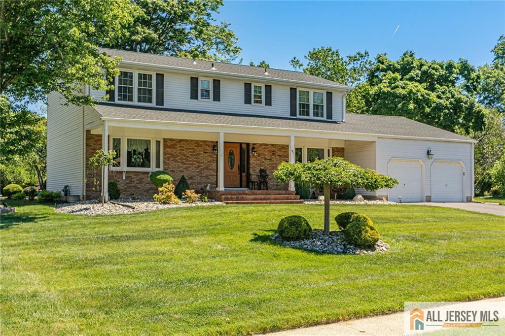 91 Hidden Lake Drive North Brunswick NJ 08902