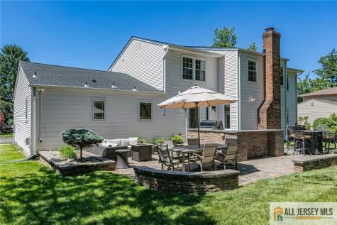 91 Hidden Lake Drive North Brunswick NJ 08902