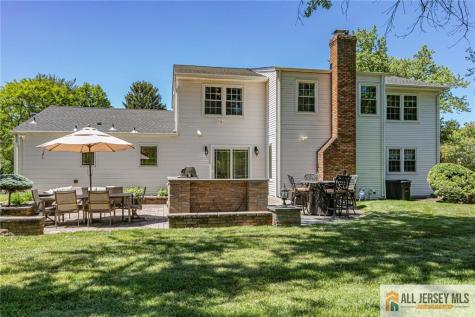 91 Hidden Lake Drive North Brunswick NJ 08902