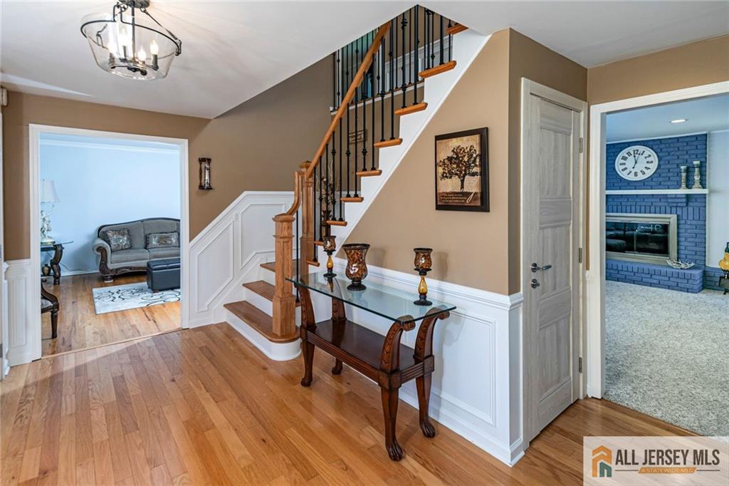 91 Hidden Lake Drive North Brunswick NJ 08902