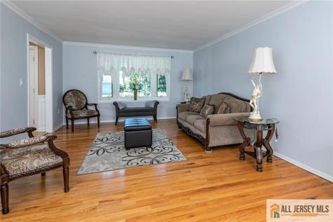 91 Hidden Lake Drive North Brunswick NJ 08902