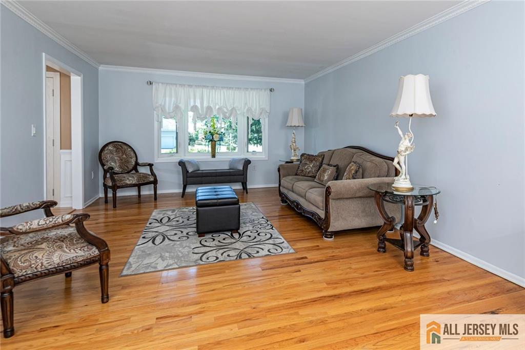 91 Hidden Lake Drive North Brunswick NJ 08902