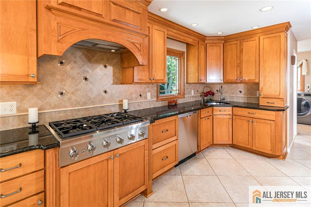 91 Hidden Lake Drive North Brunswick NJ 08902