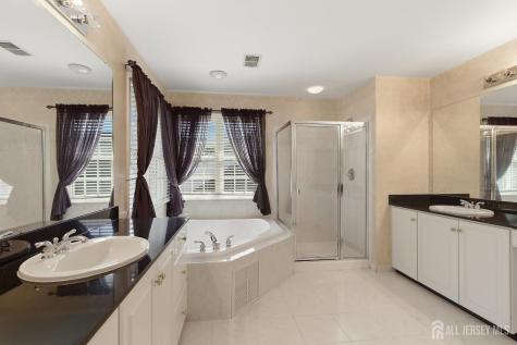 31 Narrows Way Monroe NJ 08831