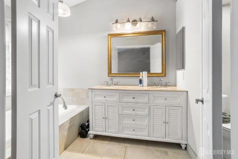 11 Briarwood Court South Brunswick NJ 08540