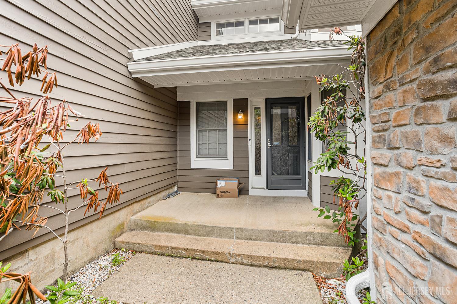 11 Briarwood Court South Brunswick NJ 08540