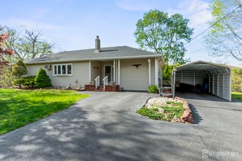 64 Avenue I Avenue Monroe NJ 08831