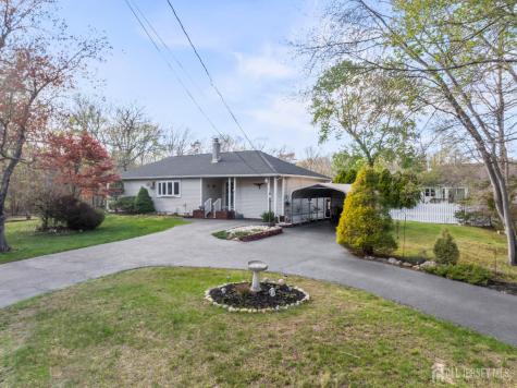 64 Avenue I Avenue Monroe NJ 08831