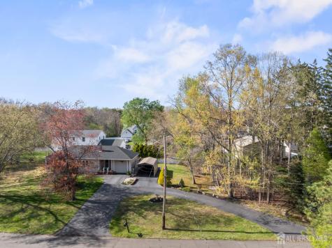 64 Avenue I Avenue Monroe NJ 08831