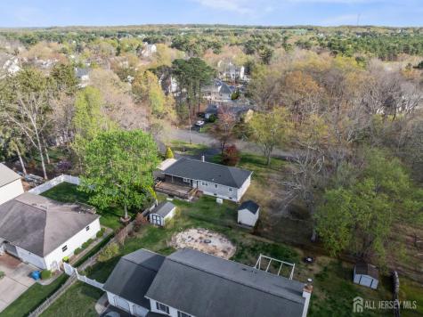 64 Avenue I Avenue Monroe NJ 08831