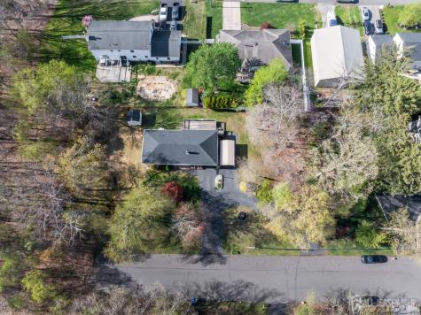 64 Avenue I Avenue Monroe NJ 08831