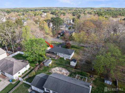64 Avenue I Avenue Monroe NJ 08831
