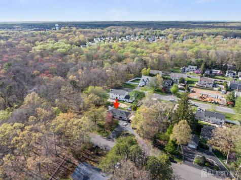 64 Avenue I Avenue Monroe NJ 08831