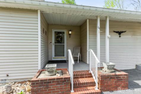 64 Avenue I Avenue Monroe NJ 08831