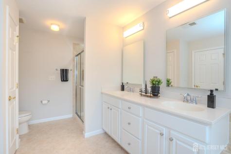 66 Harness Way Chesterfield NJ 08515