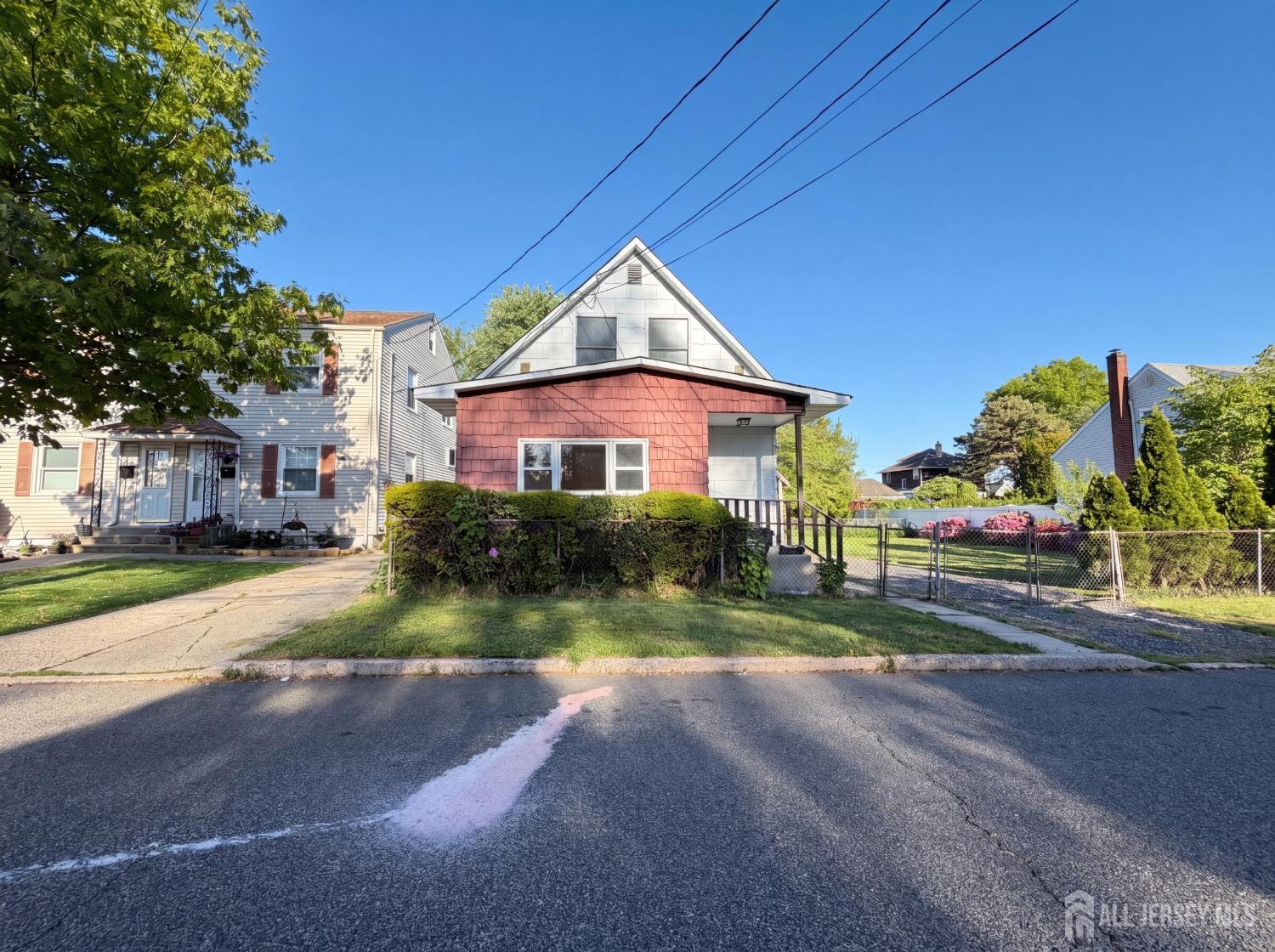 578 Garden Avenue Woodbridge Proper NJ 07095