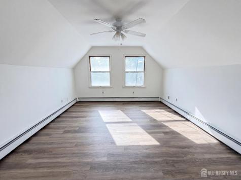 578 Garden Avenue Woodbridge Proper NJ 07095