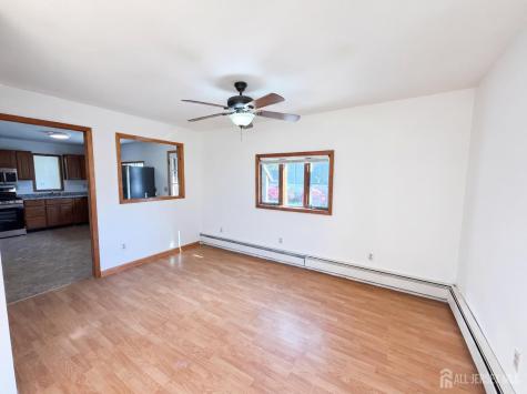 578 Garden Avenue Woodbridge Proper NJ 07095