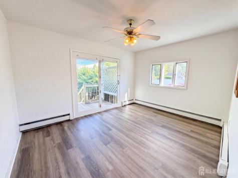 578 Garden Avenue Woodbridge Proper NJ 07095