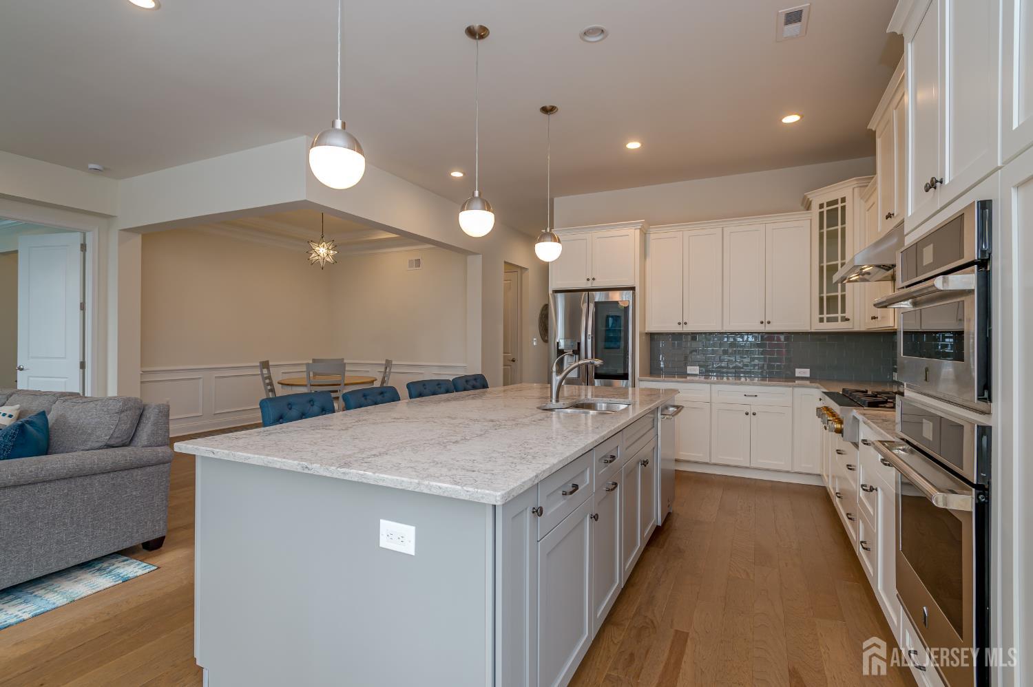 3 Inter Lachen Court Monroe NJ 08831