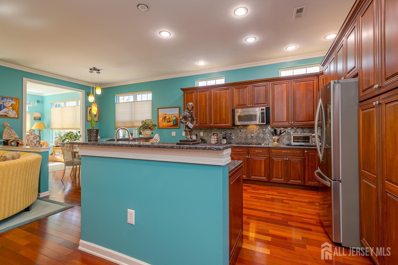 84 Riviera Drive Monroe NJ 08831