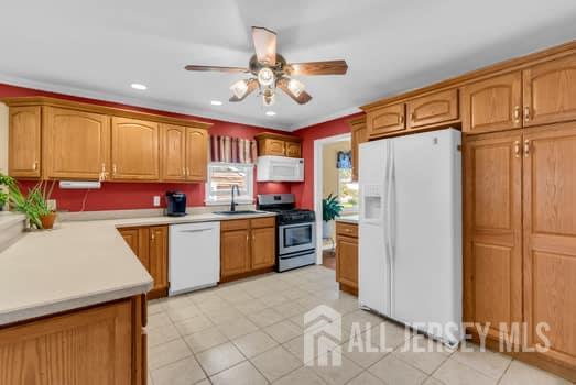 652 Brookside Drive Middletown NJ 07718