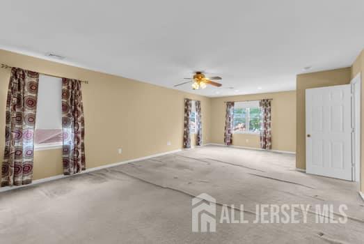 652 Brookside Drive Middletown NJ 07718