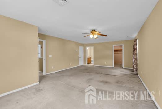 652 Brookside Drive Middletown NJ 07718