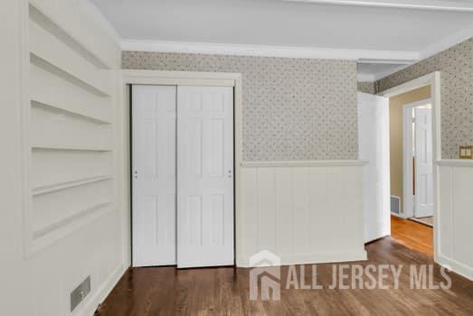 652 Brookside Drive Middletown NJ 07718
