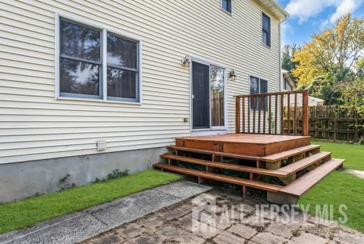 652 Brookside Drive Middletown NJ 07718