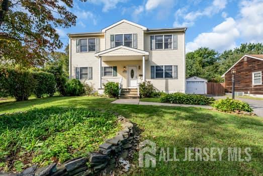 652 Brookside Drive Middletown NJ 07718