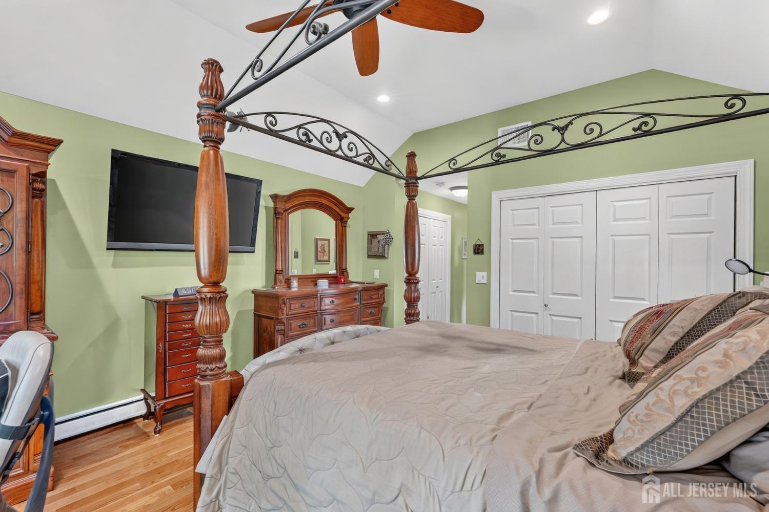 2642 Linder Avenue North Brunswick NJ 08902