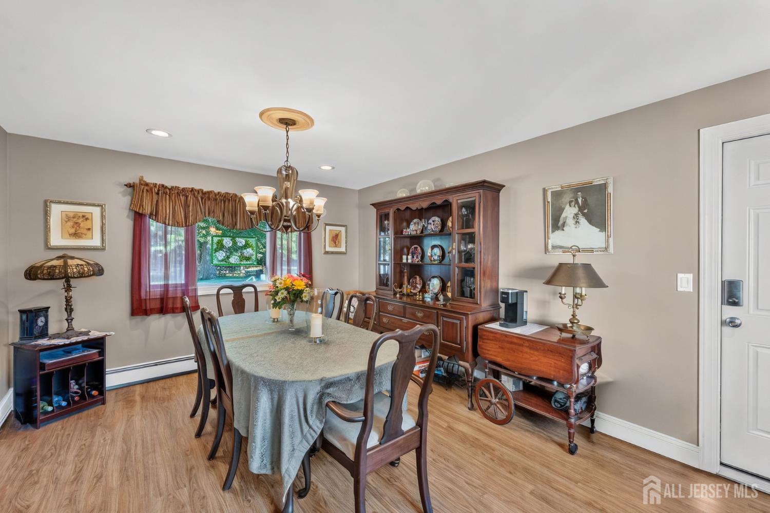 2642 Linder Avenue North Brunswick NJ 08902
