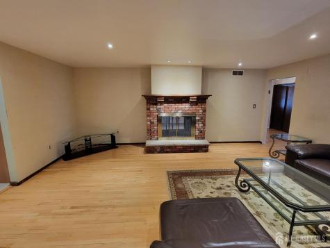 14 Perry Avenue Monroe NJ 08831