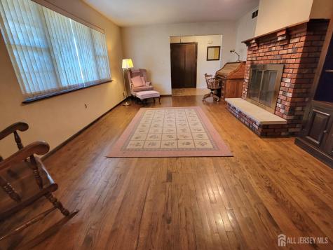 14 Perry Avenue Monroe NJ 08831