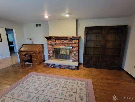 14 Perry Avenue Monroe NJ 08831