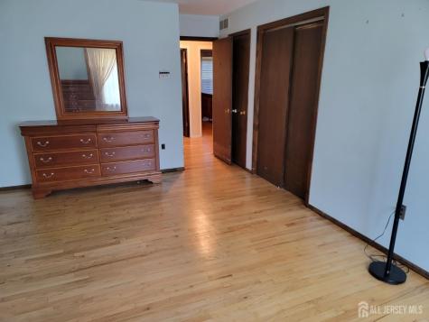 14 Perry Avenue Monroe NJ 08831
