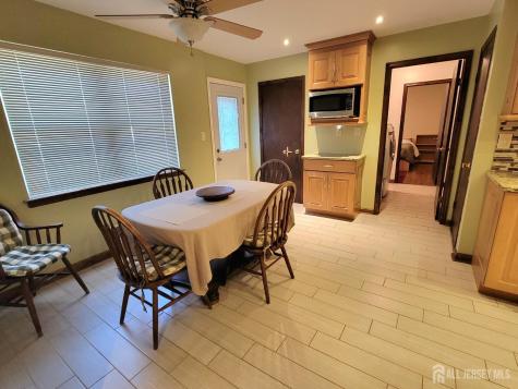 14 Perry Avenue Monroe NJ 08831