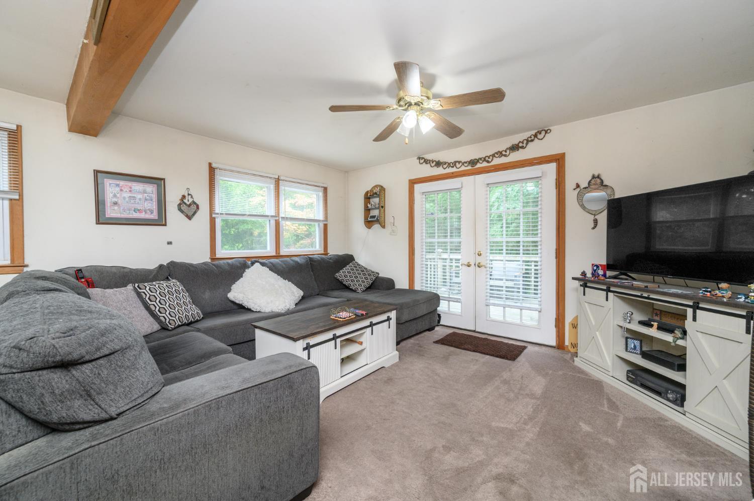 405 Magnolia Road Mount Laurel NJ 08054