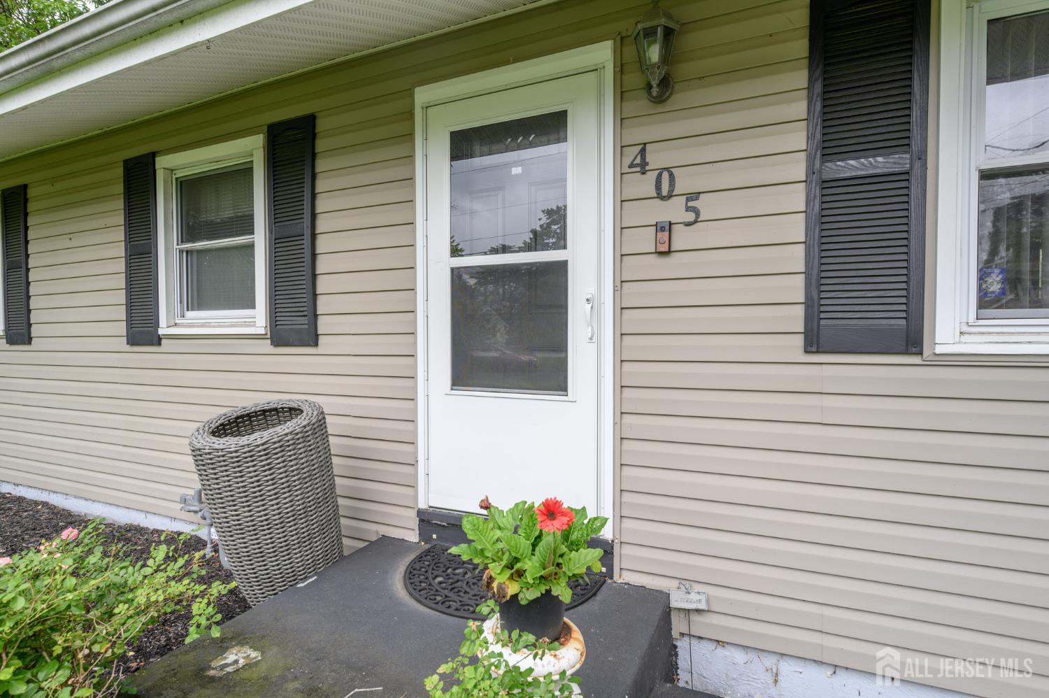 405 Magnolia Road Mount Laurel NJ 08054