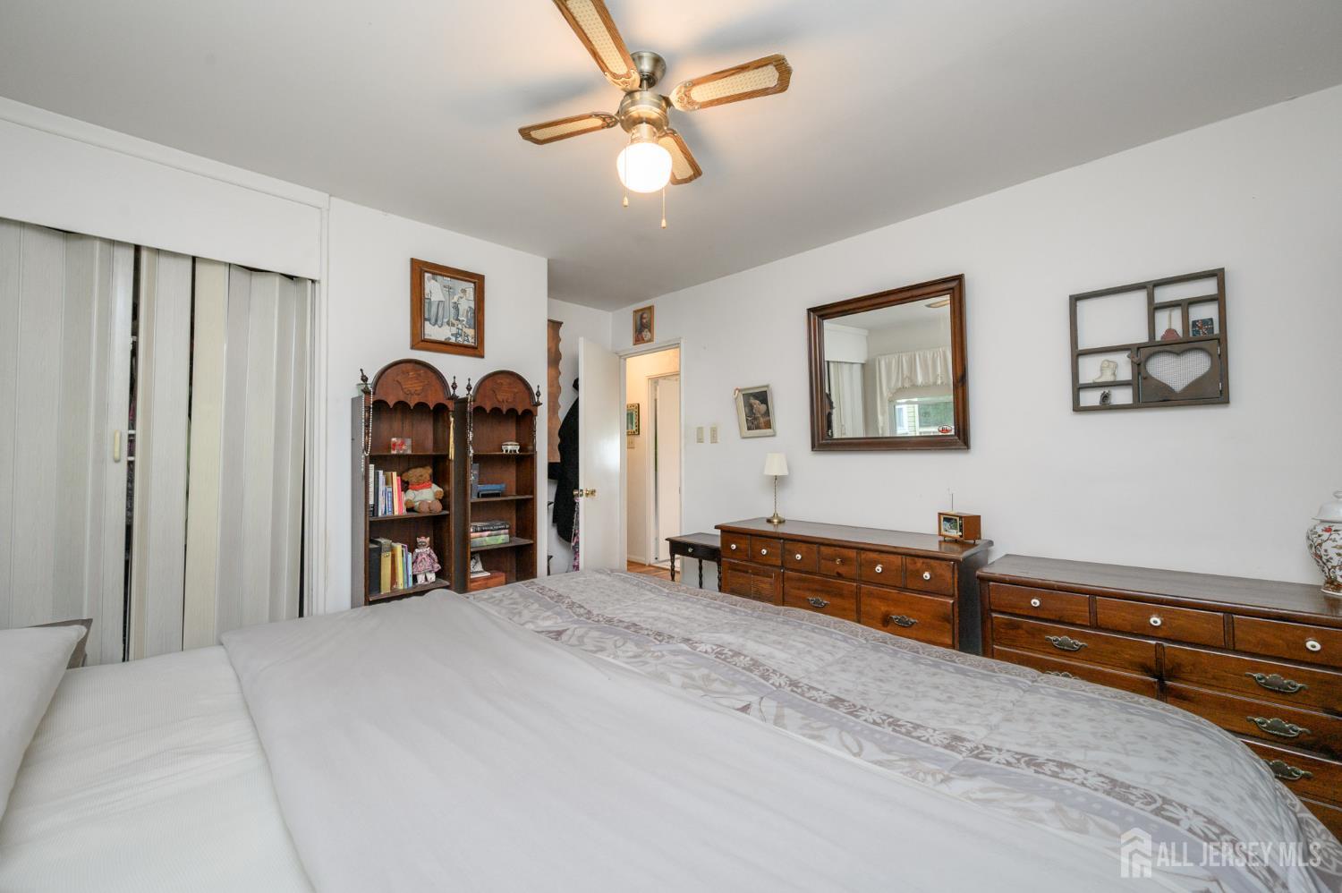405 Magnolia Road Mount Laurel NJ 08054