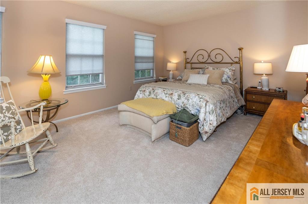 49 Albury Way North Brunswick NJ 08902