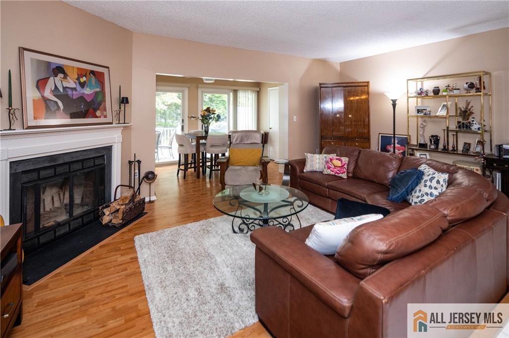 49 Albury Way North Brunswick NJ 08902