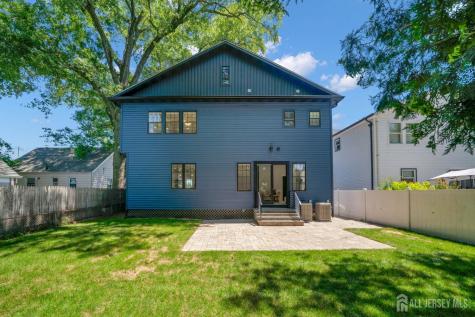 22 N 14 Street Kenilworth NJ 07033