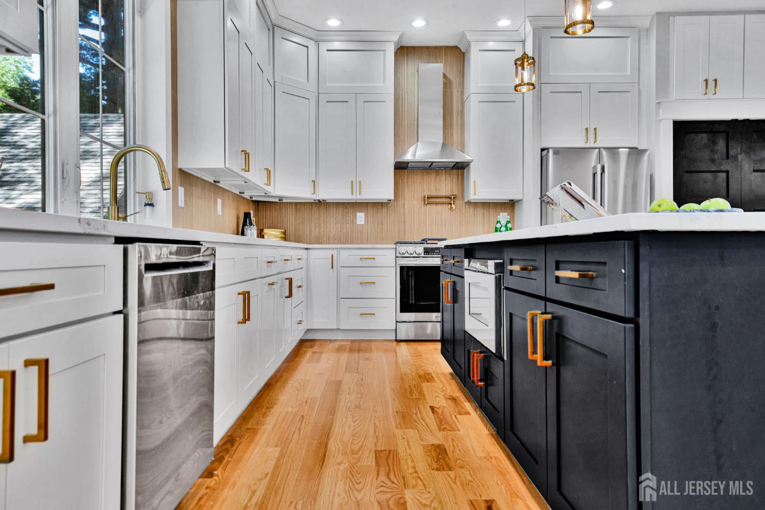 22 N 14 Street Kenilworth NJ 07033